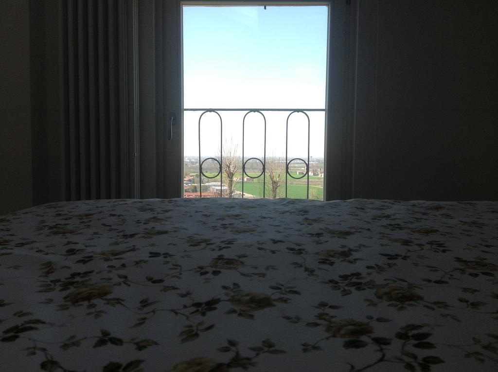Savignano sul Panaro Casa Selene Rocchiヴィラ 部屋 写真